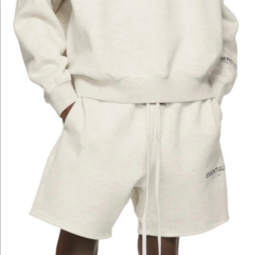 Fear Of God -  Essentials Fleece Sweats Shorts XS